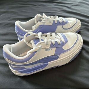 Puma White and Lavender Women’s Low-Top Sneakers